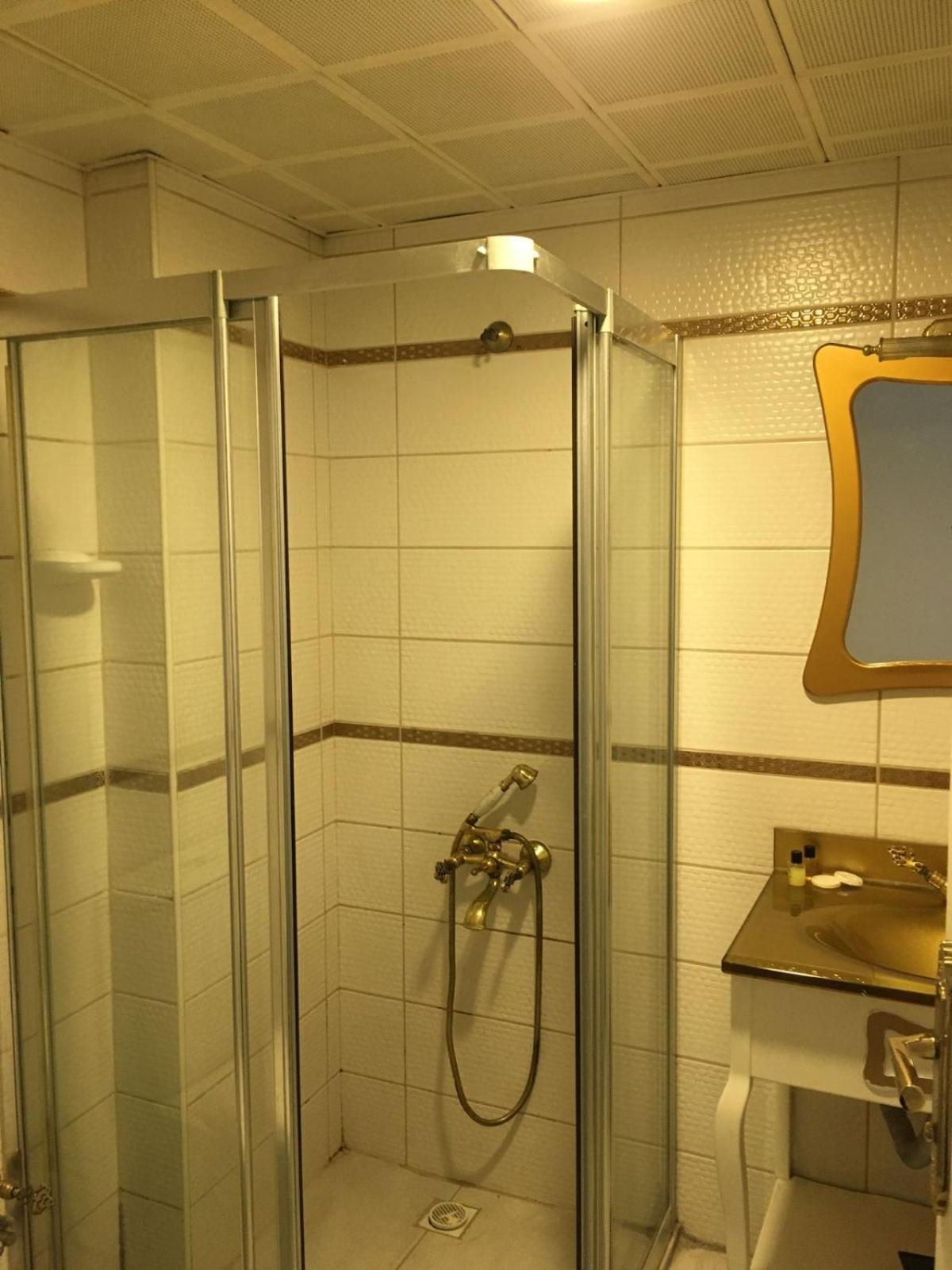 Ueckale Otel Restaurant Bostanci Eksteriør bilde